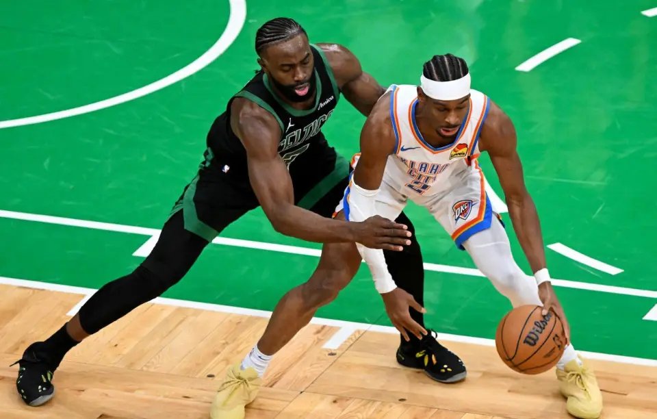 九游体育-包含转会期NBA季后赛焦点战，波士顿凯尔特人绝杀压哨，气氛紧张，纪律约束更严格的词条